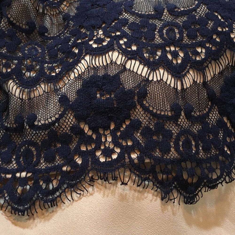 JESSICA SIMPSON GORGEOUS LACE DRESS-LIKE NEW-CUTE AND COMFORTABLE. YOU WILL LOVE - Picture 9 of 9